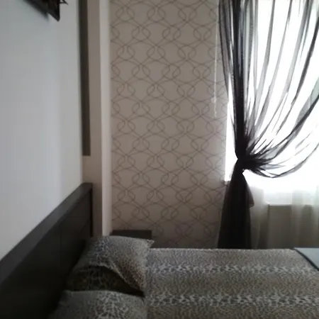 Красная Apartment Odesa